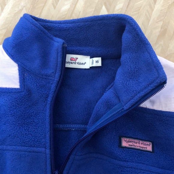 Vineyard Vines fleece quarter zip - Picture 5 of 7